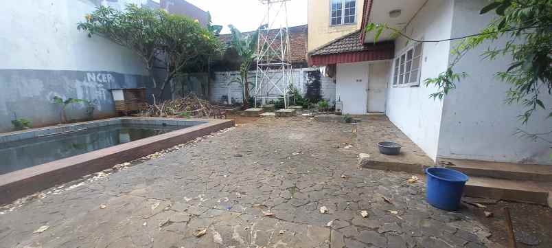 dijual rumah kemang