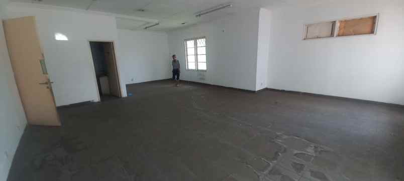 dijual rumah kemang