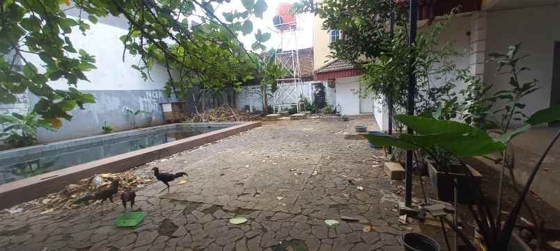 dijual rumah kemang