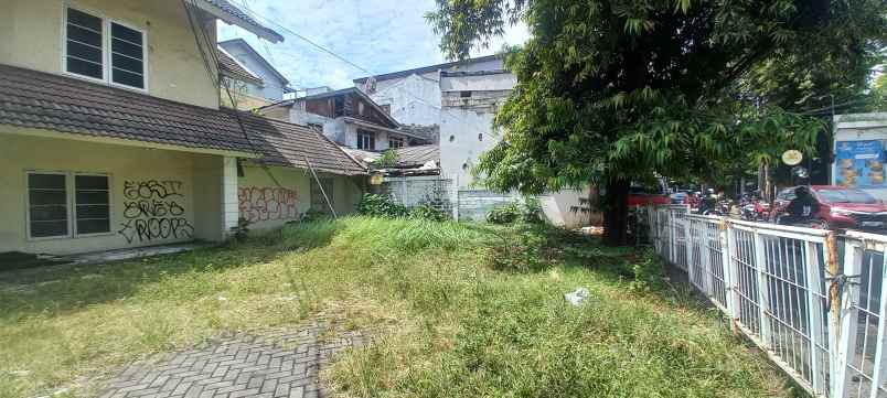 dijual rumah kemang