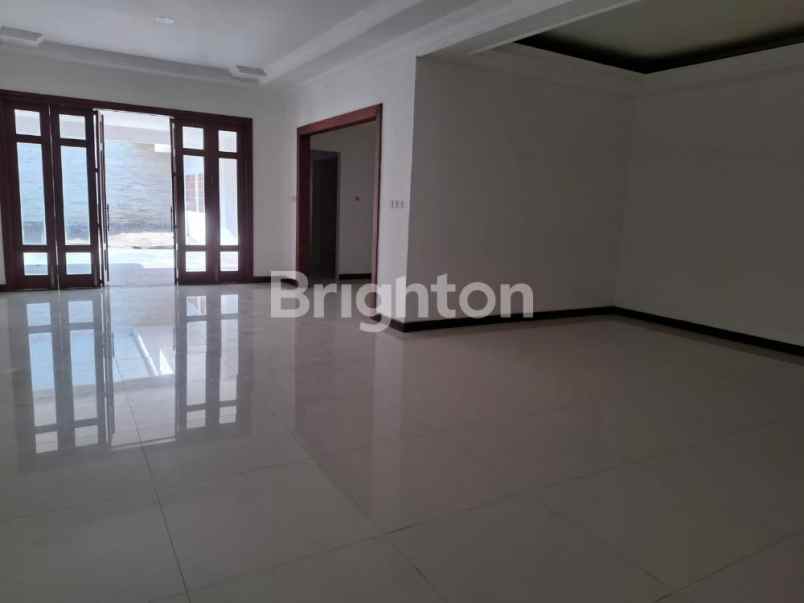 dijual rumah kertajaya indah