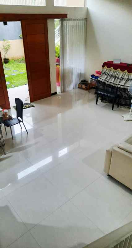 dijual rumah kertajaya indah timur