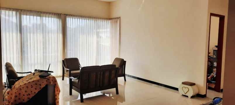 dijual rumah kertajaya indah timur