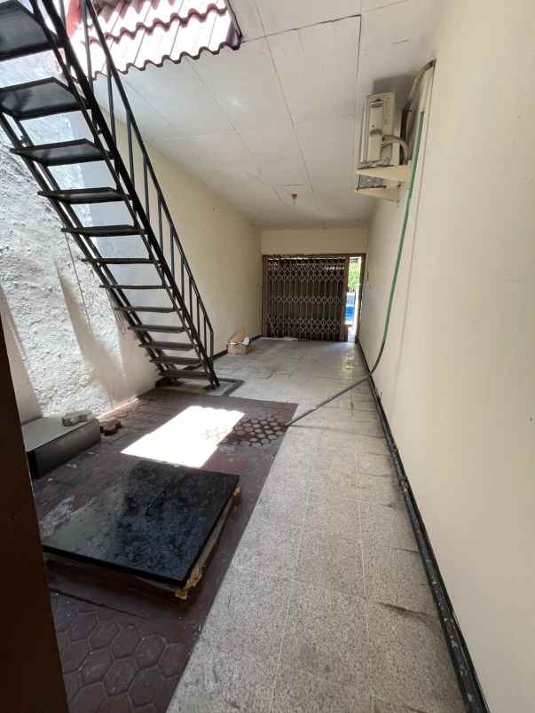 dijual rumah klampis anom