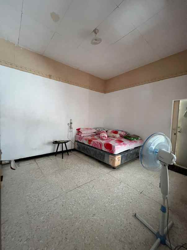 dijual rumah klampis anom