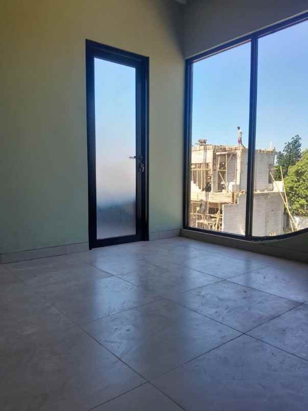 dijual rumah komp gba 3 blok a4 no 16