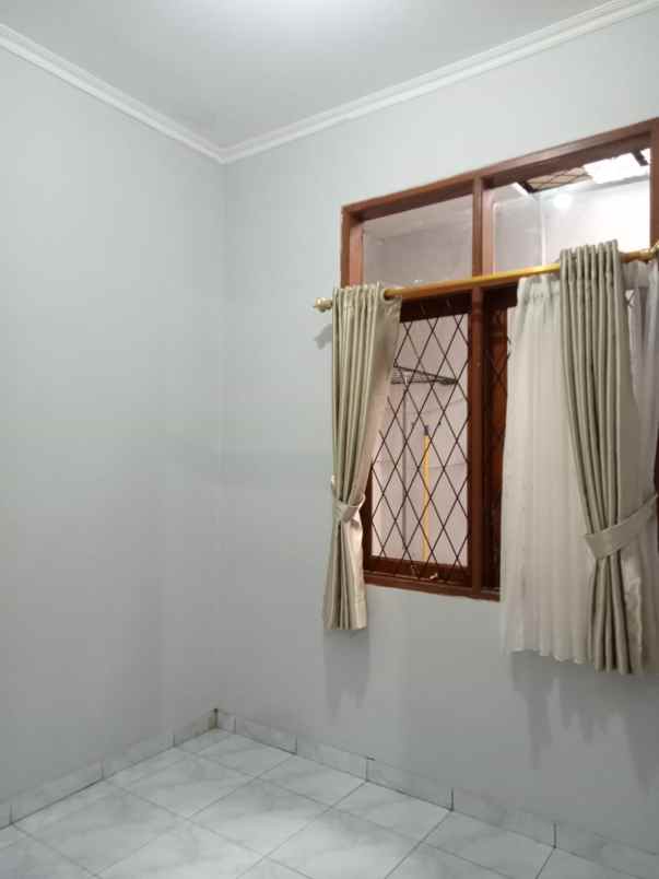 dijual rumah komp nusa hijau citeureup