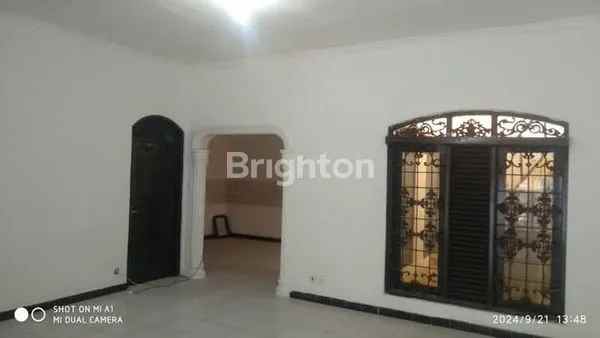 dijual rumah komplek bdn bank dagang