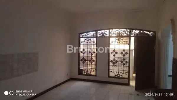 dijual rumah komplek bdn bank dagang