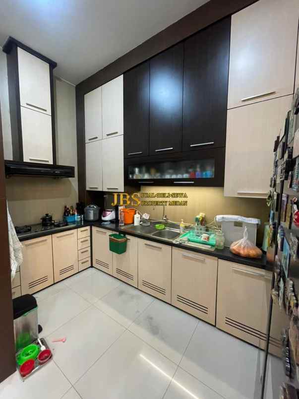 dijual rumah komplek cemara asri jalan