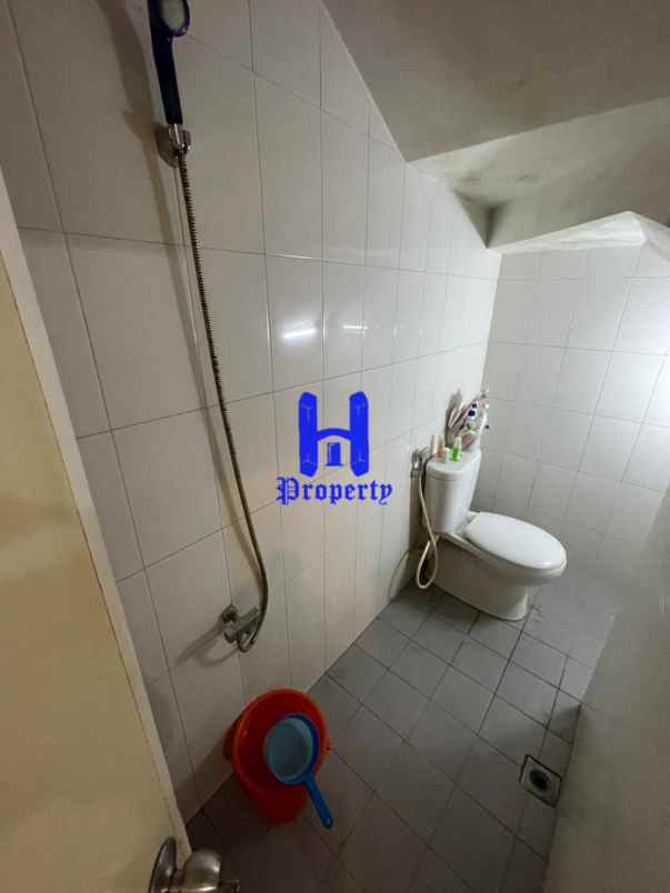 dijual rumah komplek cemara asri jalan