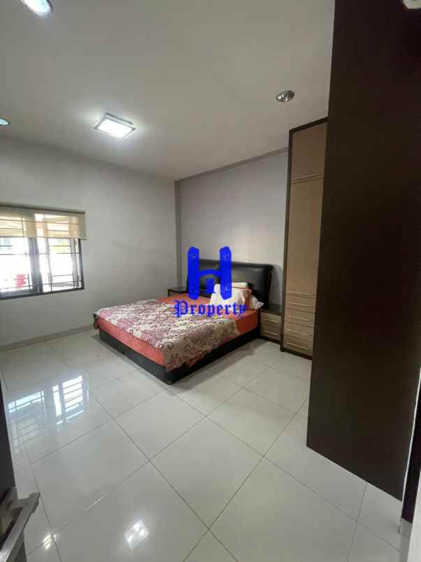 dijual rumah komplek cemara asri jalan