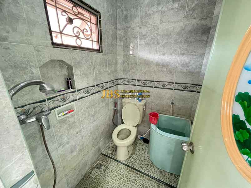 dijual rumah komplek cemara hijau jalan