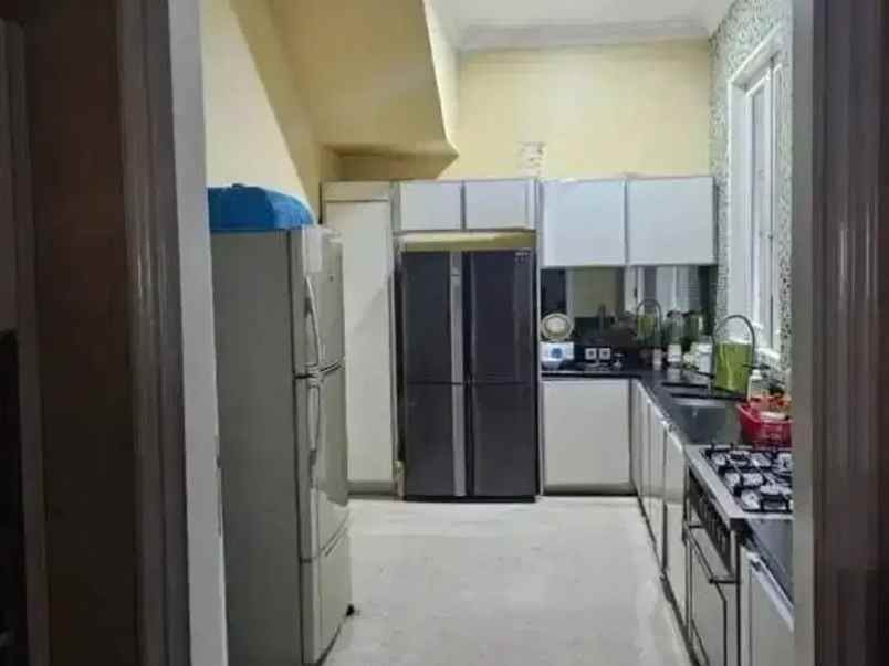 dijual rumah komplek cipinang muara