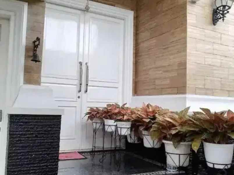 dijual rumah komplek cipinang muara