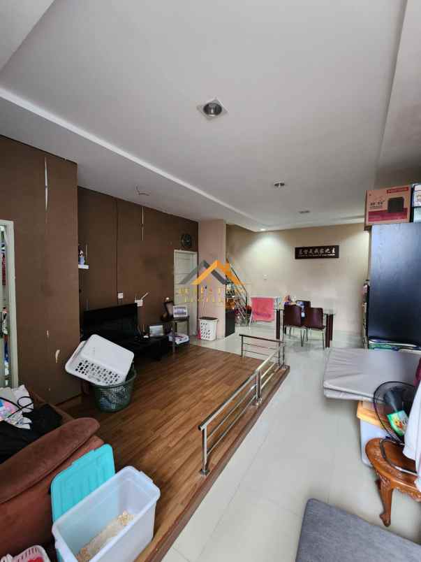dijual rumah komplek citra garden