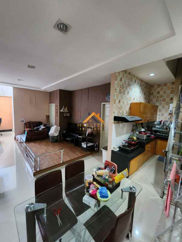 dijual rumah komplek citra garden