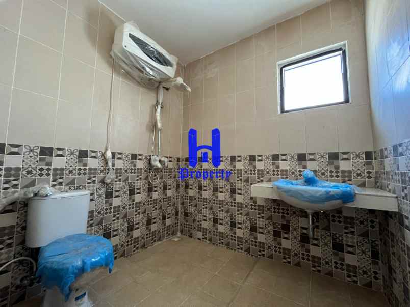 dijual rumah komplek medan resort city