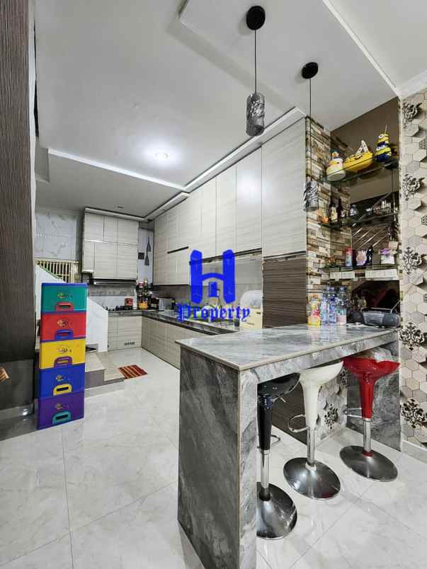 dijual rumah komplek tenun indah jalan