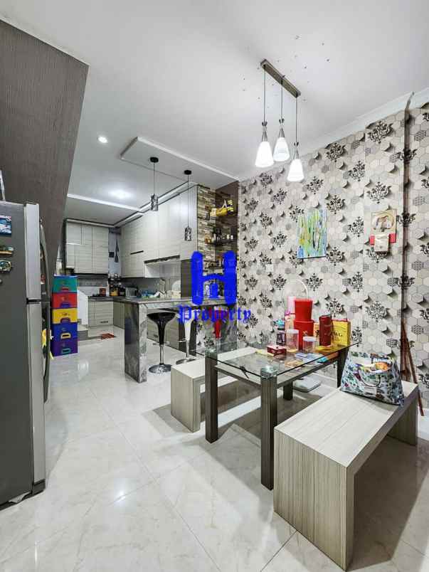 dijual rumah komplek tenun indah jalan