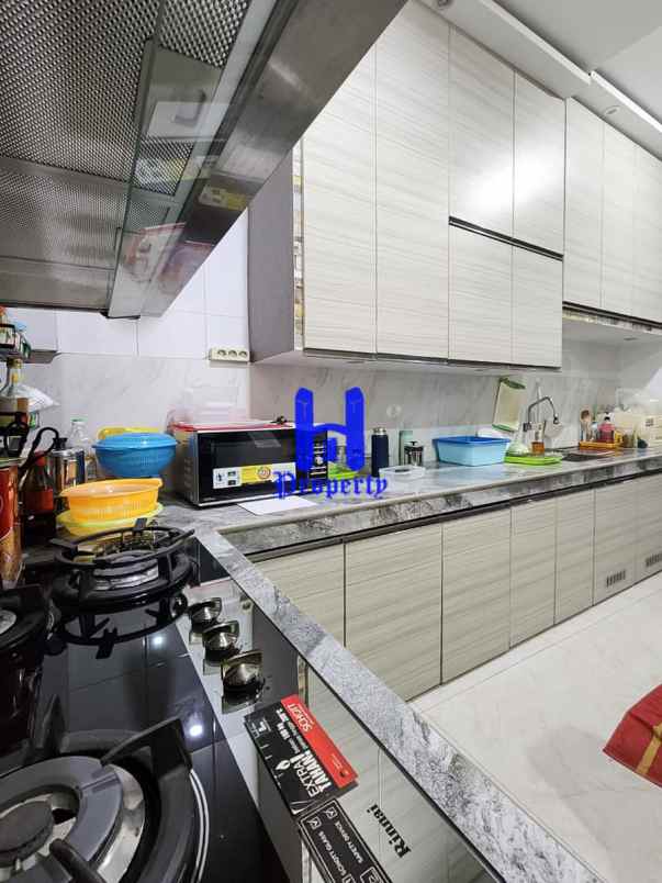 dijual rumah komplek tenun indah jalan