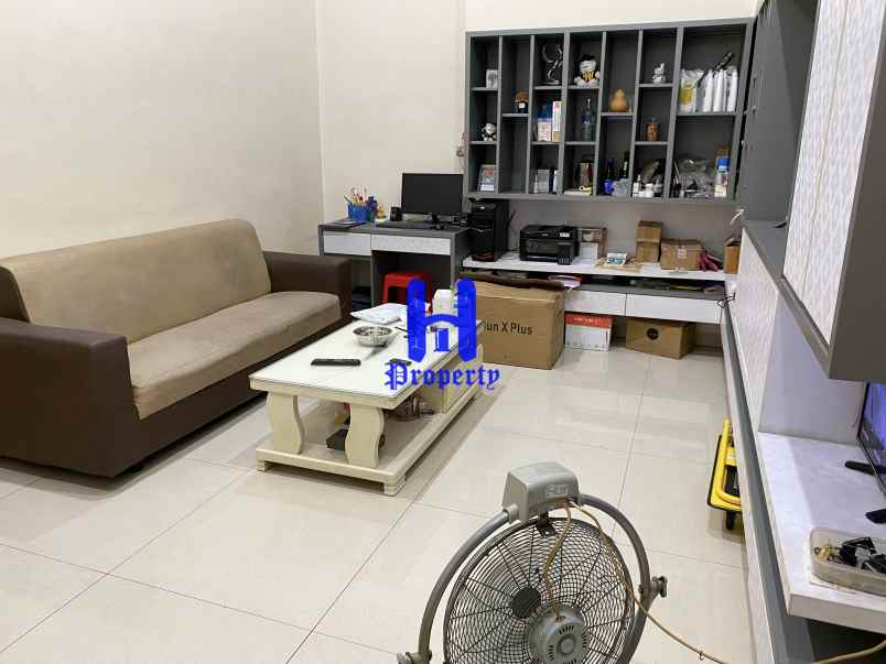 dijual rumah komplek tuasan garden