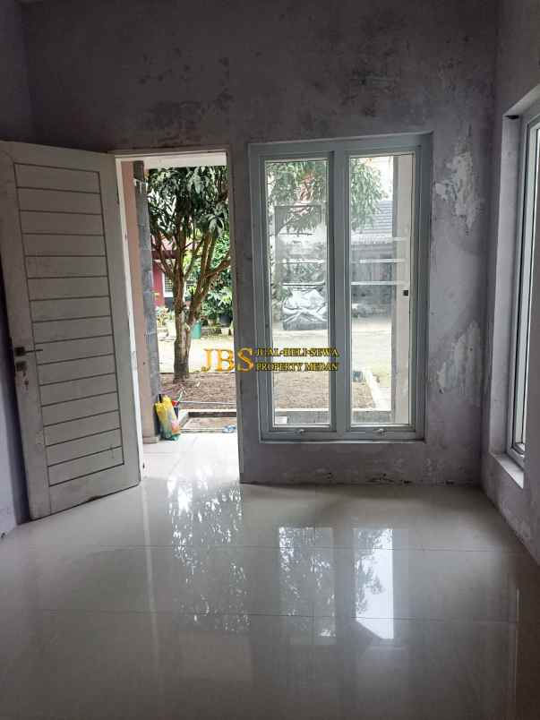 dijual rumah komplek villa zeqita jalan