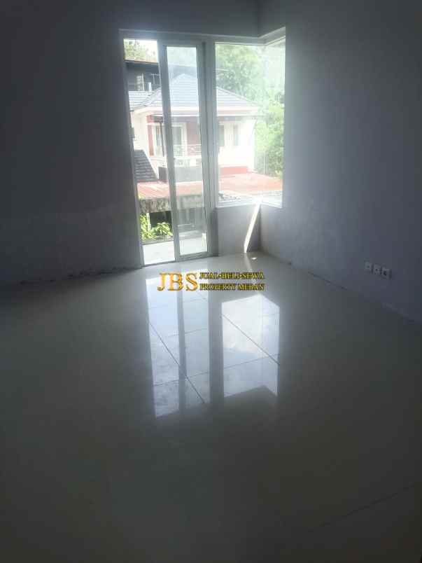 dijual rumah komplek villa zeqita jalan