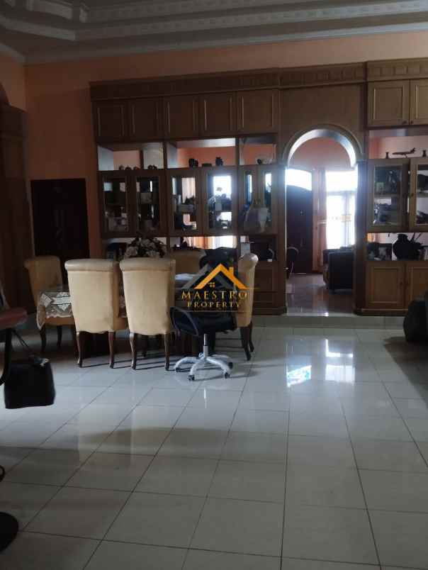 dijual rumah kondisi siap huni jalan bunga tanjung xi