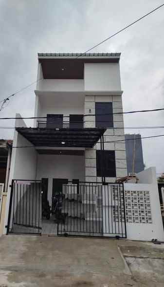 dijual rumah kota harapan indah bekasi