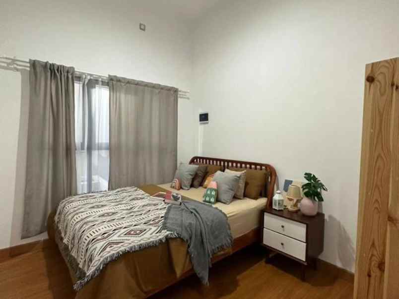 dijual rumah leuwinanggung