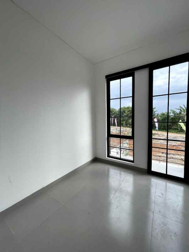 dijual rumah limus nunggal cileungsi