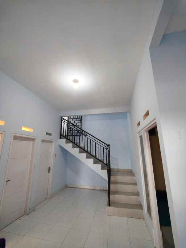 dijual rumah lokasi di perumahan sulfat malang