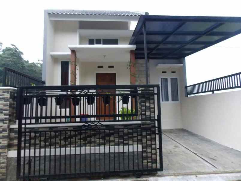 dijual rumah lokasi jl diponegoro kota batu