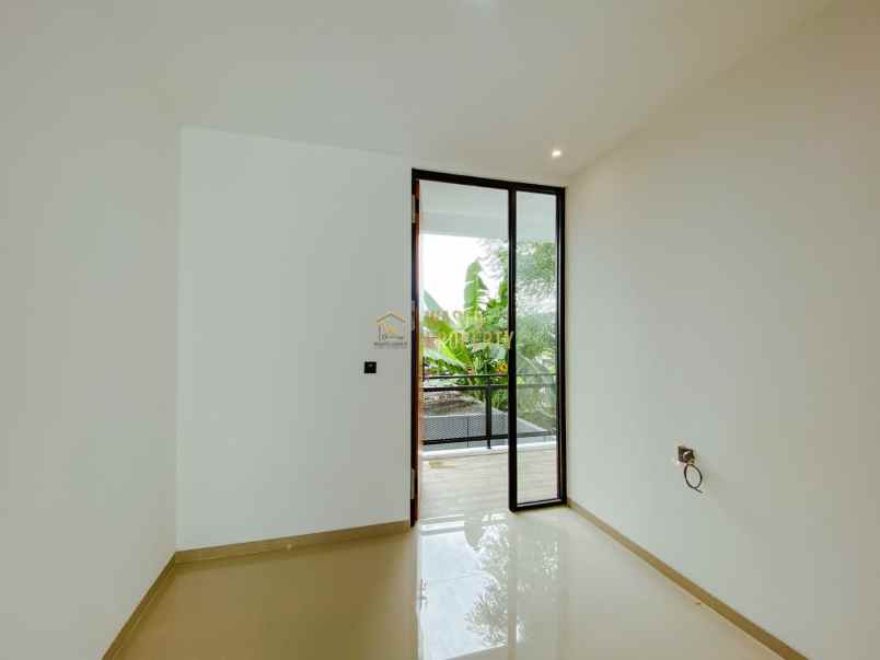 dijual rumah maguwoharjo