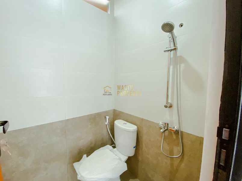 dijual rumah maguwoharjo depok sleman