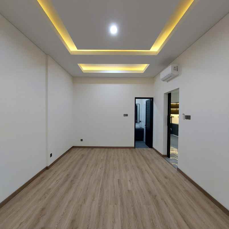 dijual rumah margahayu permai