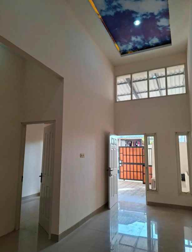 dijual rumah medayu utara