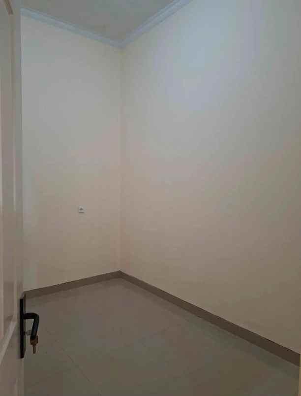 dijual rumah medayu utara