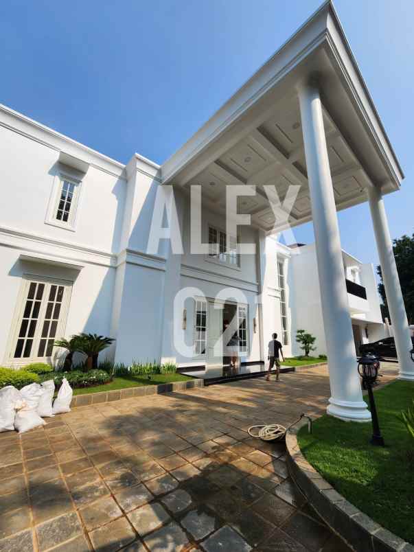 Dijual Luxurious Modern Classic Brand New House Di Menteng Jakarta