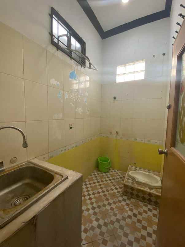 dijual rumah mewah divila mutiara gading 3