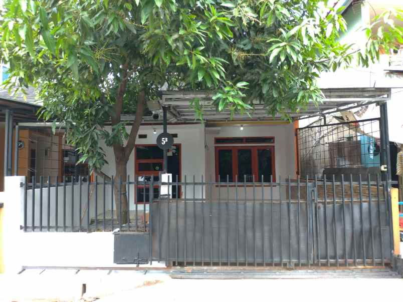 dijual rumah modern minimalis di cisaranten