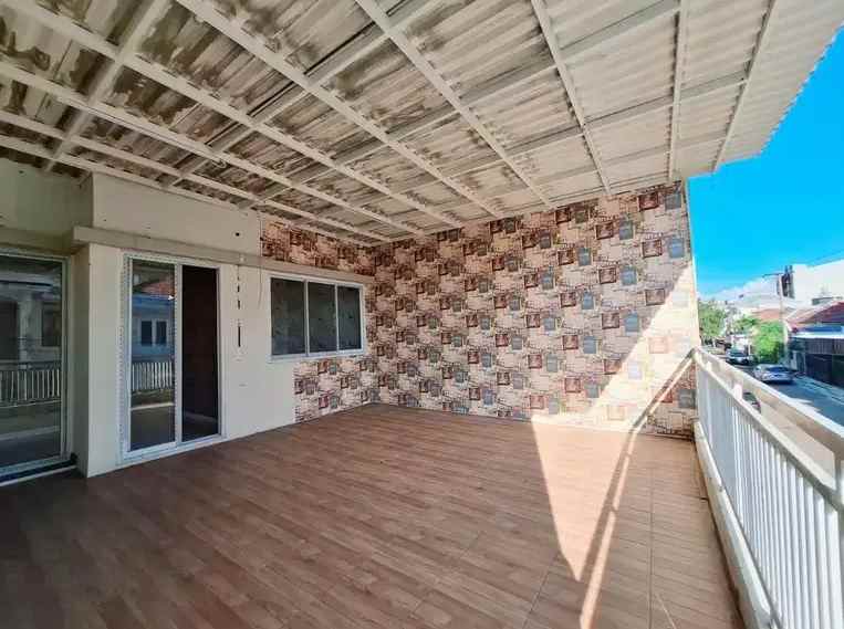 dijual rumah mulyosari