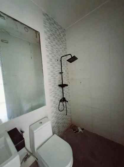 dijual rumah mulyosari