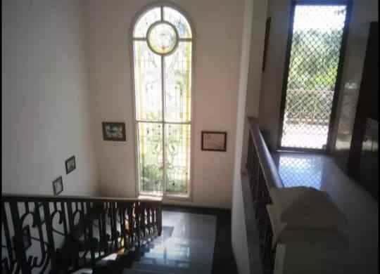 dijual rumah mulyosari prima utara