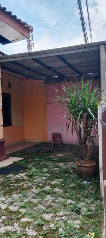 dijual rumah murah pinggir jalan