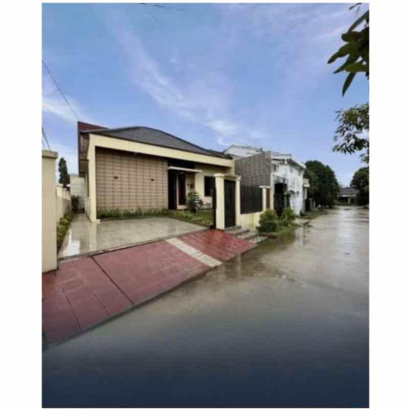 dijual rumah nr residence jl sembakung