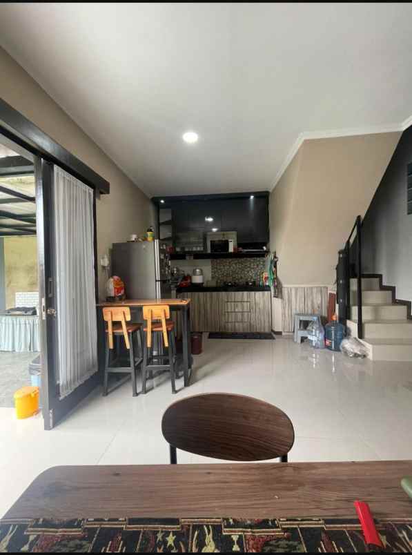 dijual rumah nyaman di lembang bandung