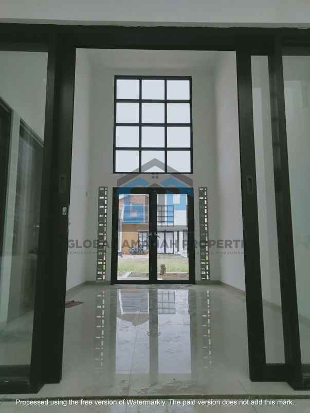 dijual rumah padasuka