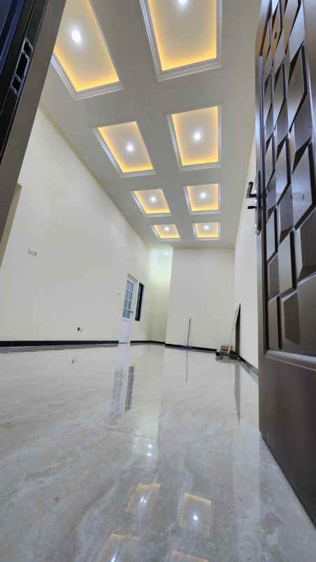 dijual rumah pakintelan